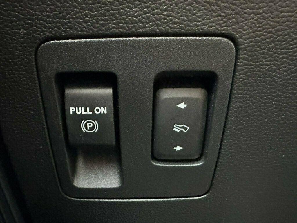 2020 Ford F-150 XLT 4WD SuperCrew 5.5' Box - 23070000 - 31