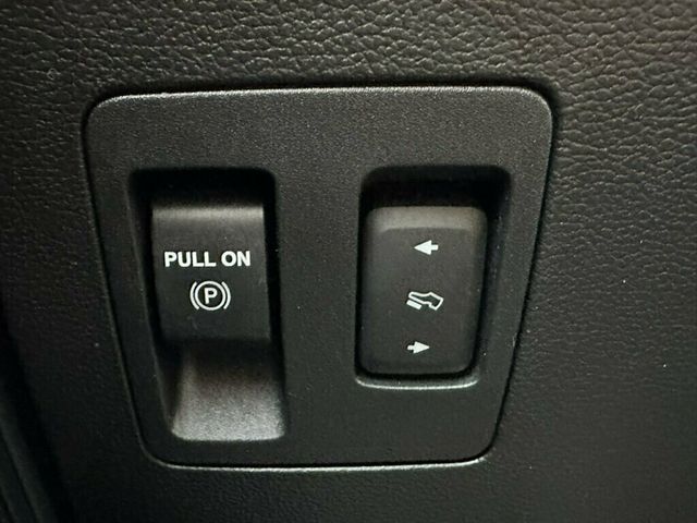 2020 Ford F-150 XLT 4WD SuperCrew 5.5' Box - 23070000 - 31