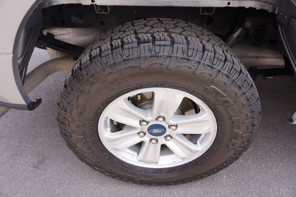 2020 Ford F-150 XLT photo 13