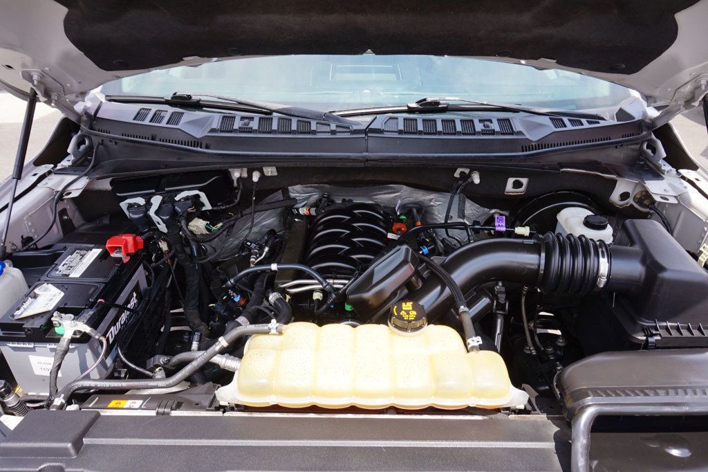 2020 Ford F-150 XLT photo 8