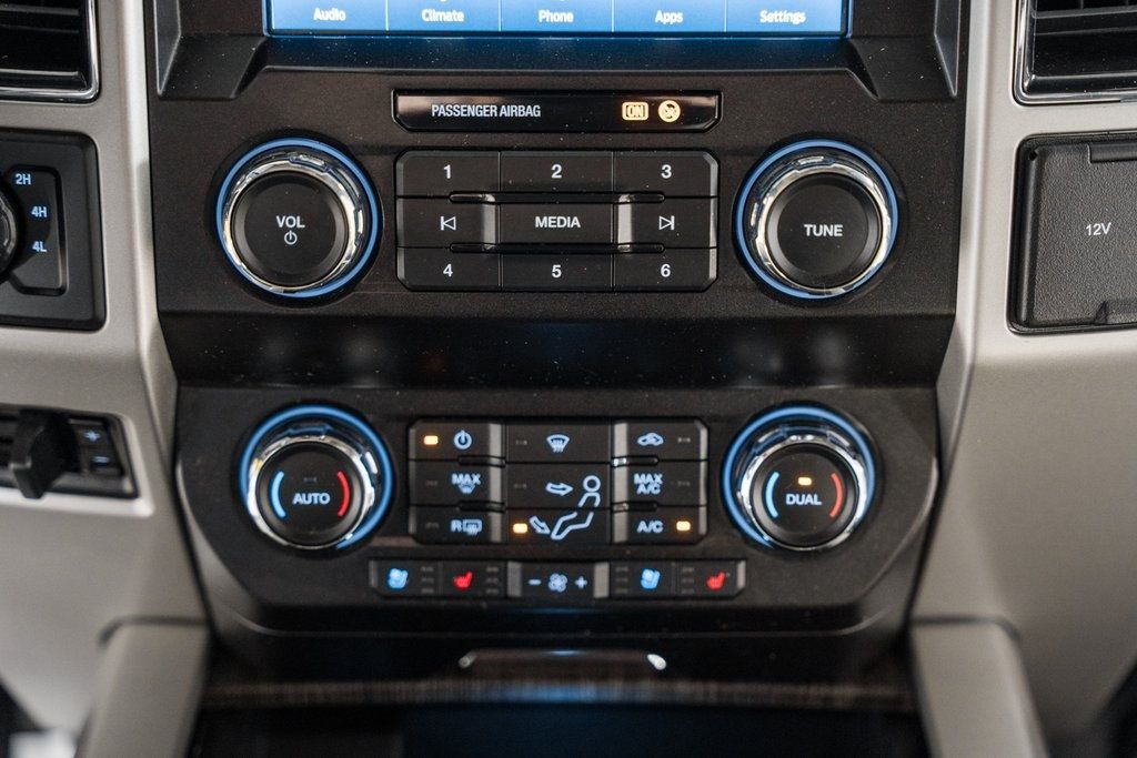 2020 Ford F-250SD Lariat - 22828429 - 37