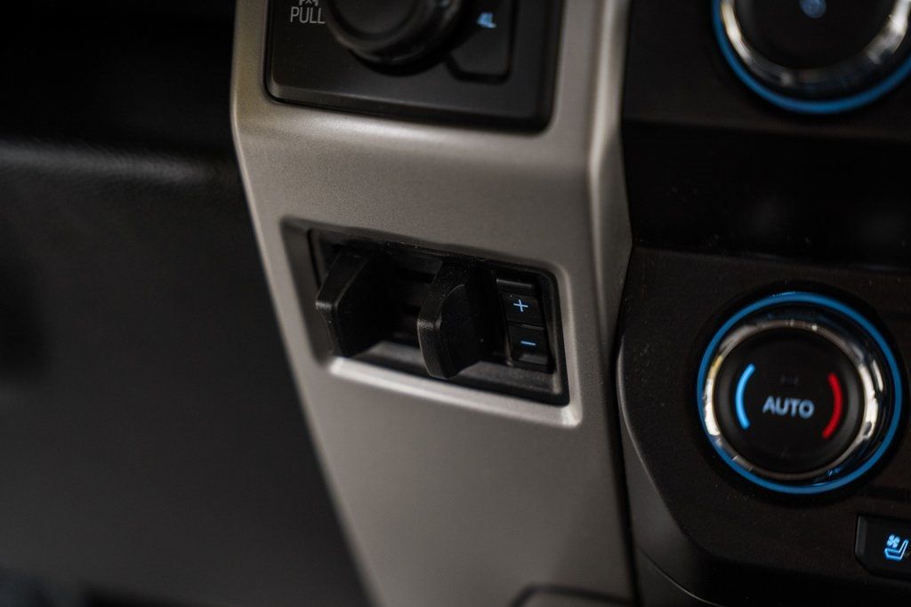 2020 Ford F-250SD Lariat - 22828429 - 40