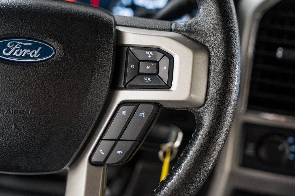 2020 Ford F-250SD Lariat - 22828429 - 41