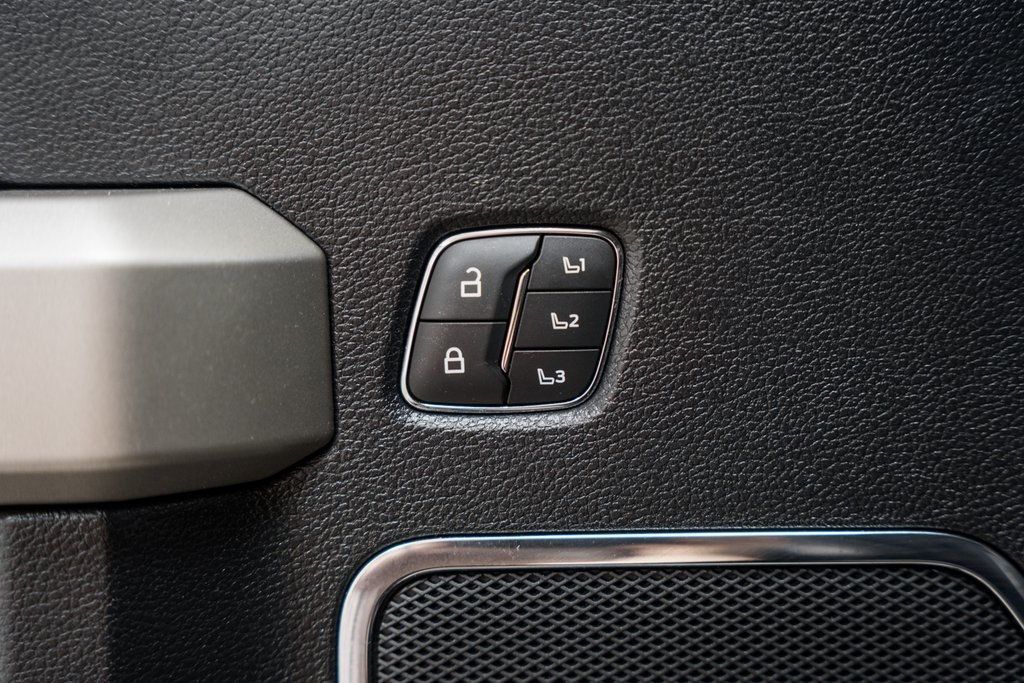 2020 Ford F-250SD Lariat - 22828429 - 51