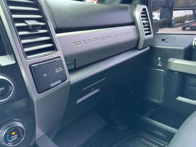 2020 Ford F-250SD Platinum - 23035475 - 32