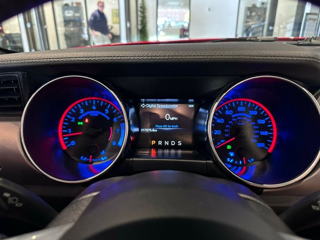 2020 Ford Mustang Convertible/LocalTrade/PremiumPkg/Htd&CldSeats/AmbientLighting - 22684791 - 16