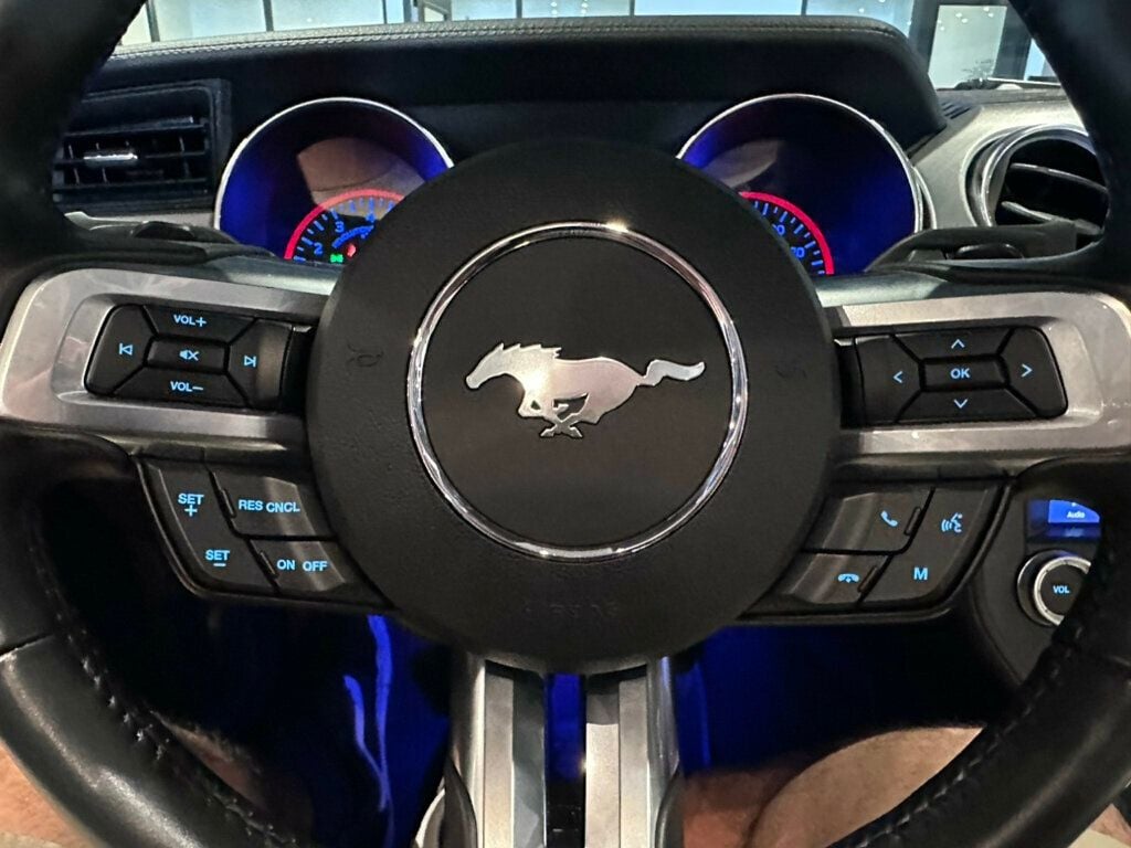 2020 Ford Mustang Convertible/LocalTrade/PremiumPkg/Htd&CldSeats/AmbientLighting - 22684791 - 17