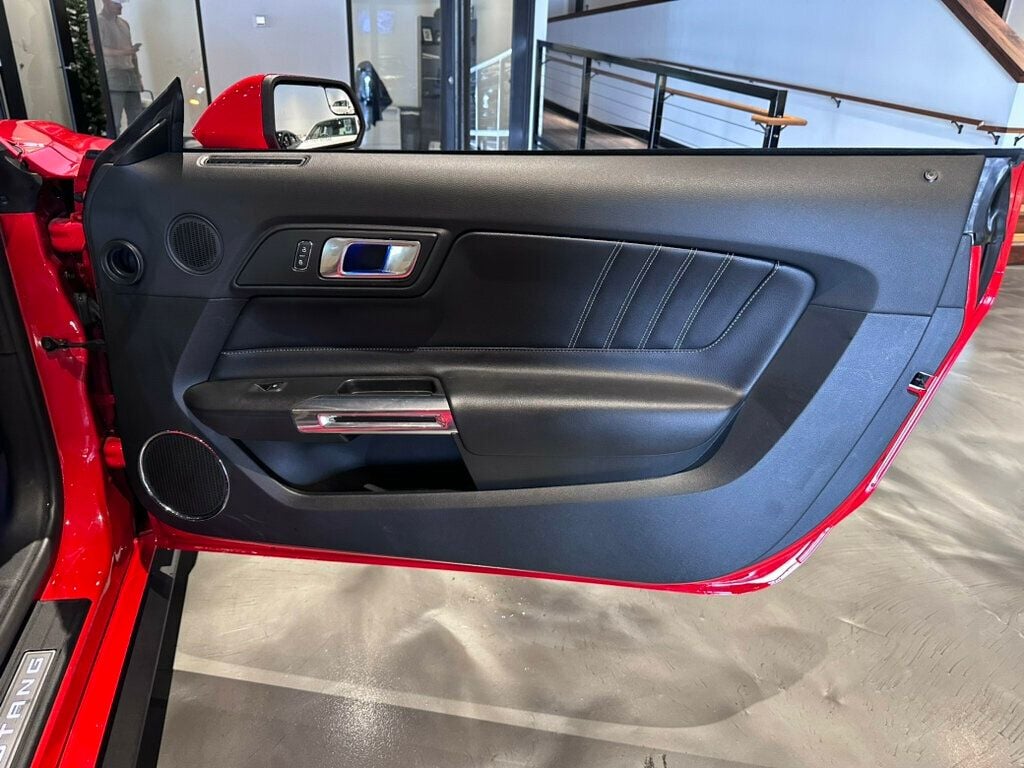 2020 Ford Mustang Convertible/LocalTrade/PremiumPkg/Htd&CldSeats/AmbientLighting - 22684791 - 24