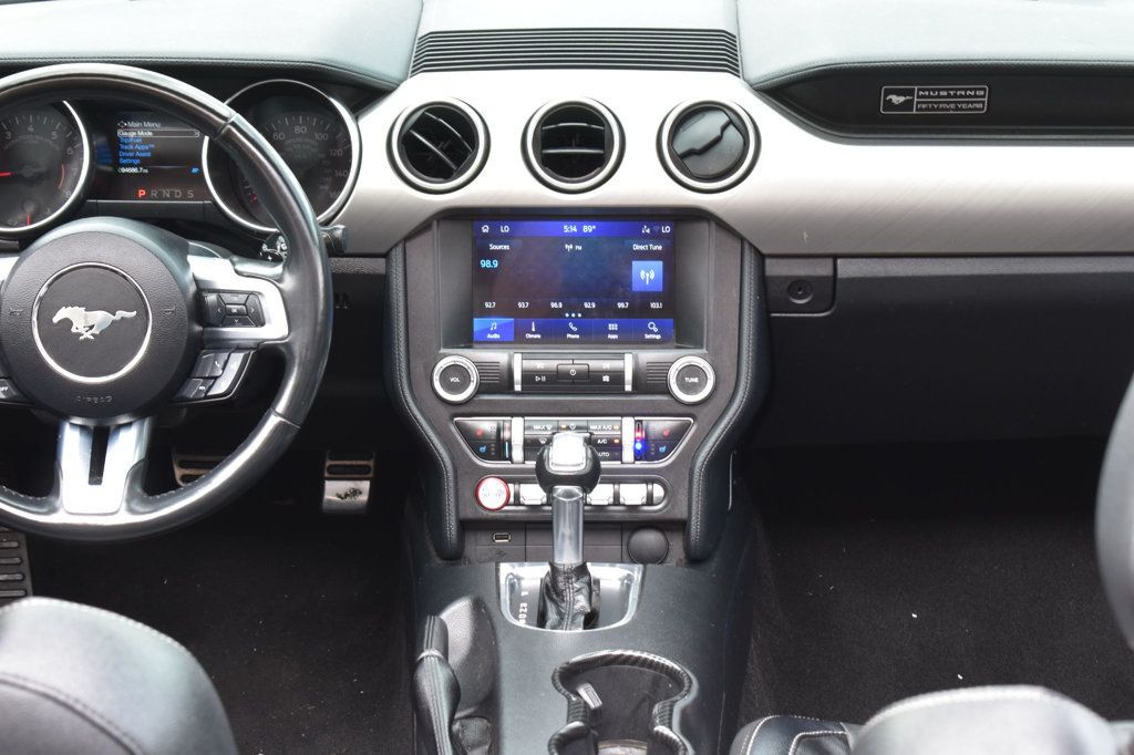 2020 Ford Mustang EcoBoost Convertible - 23030115 - 24