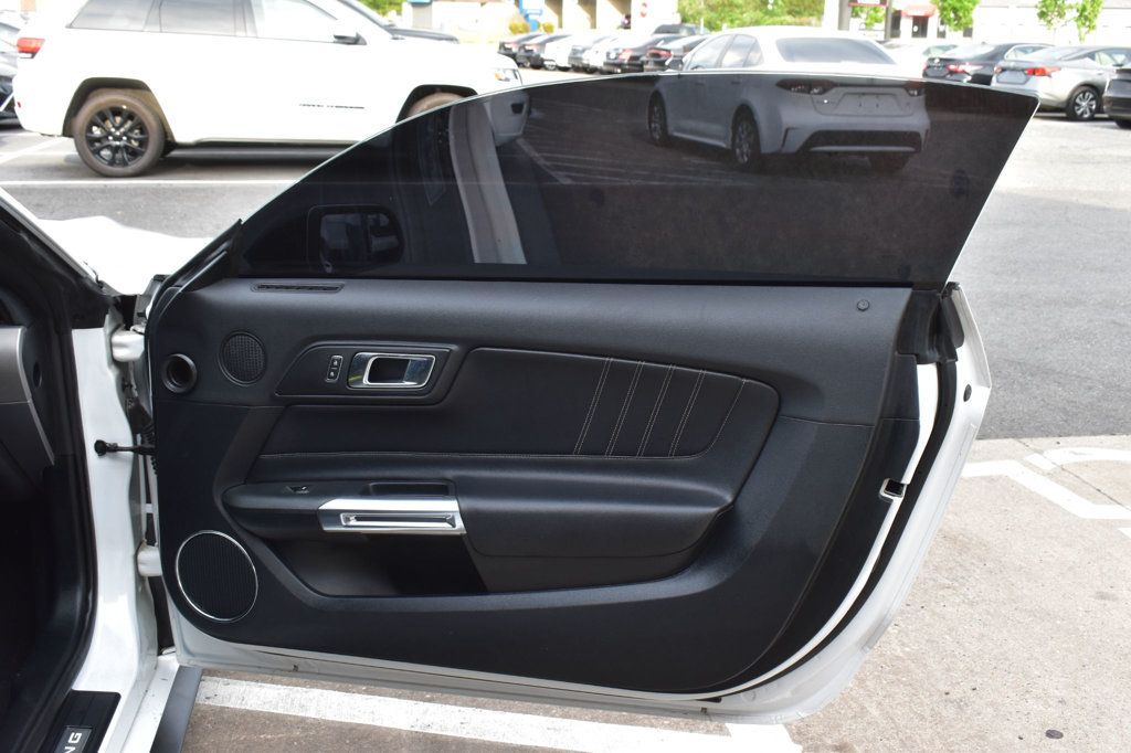 2020 Ford Mustang EcoBoost Convertible - 23030115 - 45