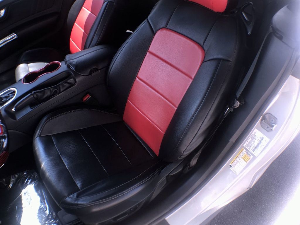 2020 Ford Mustang EcoBoost Convertible photo 7