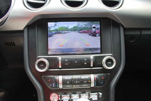 2020 Ford Mustang EcoBoost Convertible - 23024724 - 23