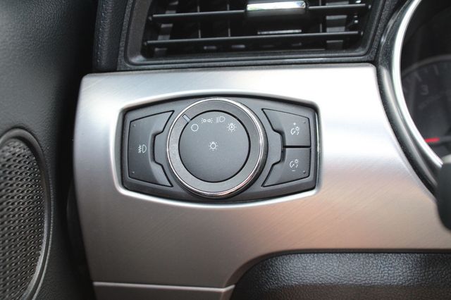 2020 Ford Mustang EcoBoost Convertible - 23024724 - 28