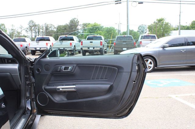 2020 Ford Mustang EcoBoost Convertible - 23024724 - 31