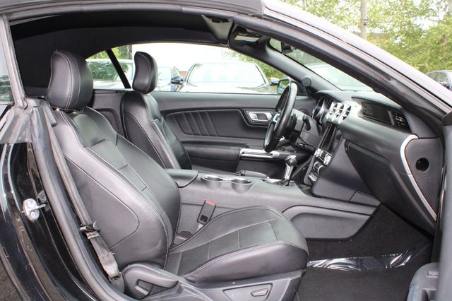 2020 Ford Mustang EcoBoost Convertible - 23024724 - 32