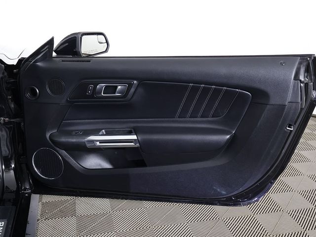 2020 Ford Mustang EcoBoost Premium Convertible - 23024857 - 19