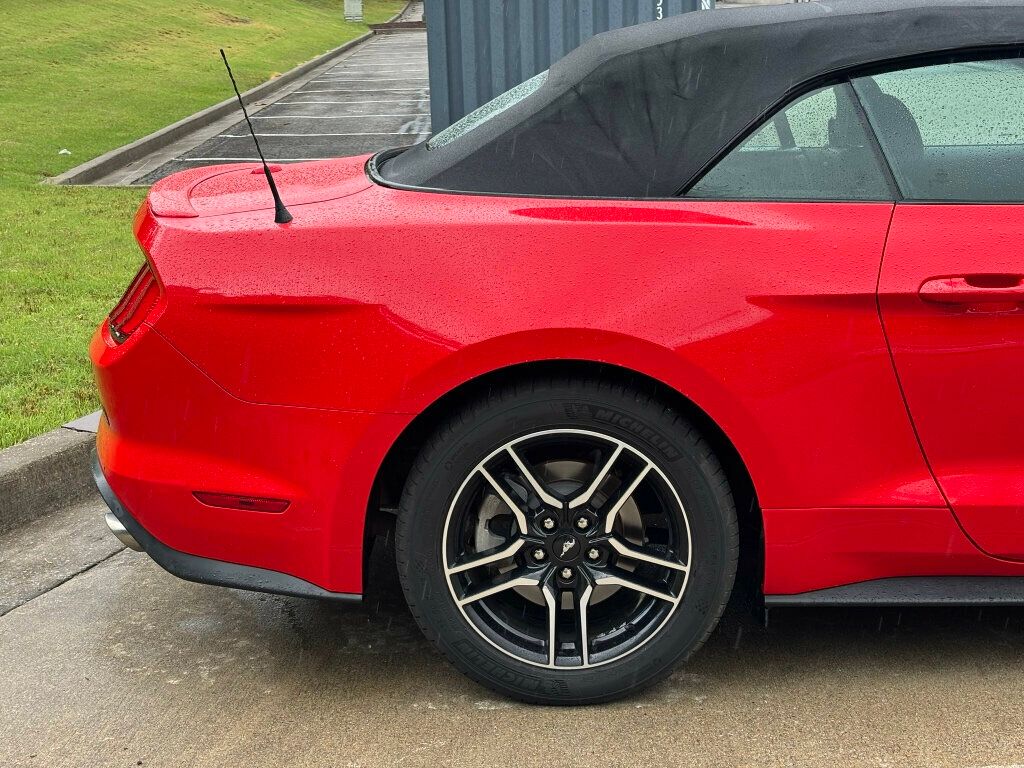 2020 Ford Mustang EcoBoost Premium Convertible - 23030644 - 30
