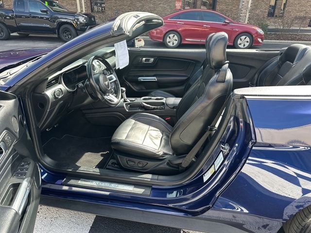 2020 Ford Mustang EcoBoost Premium Convertible - 22775368 - 32