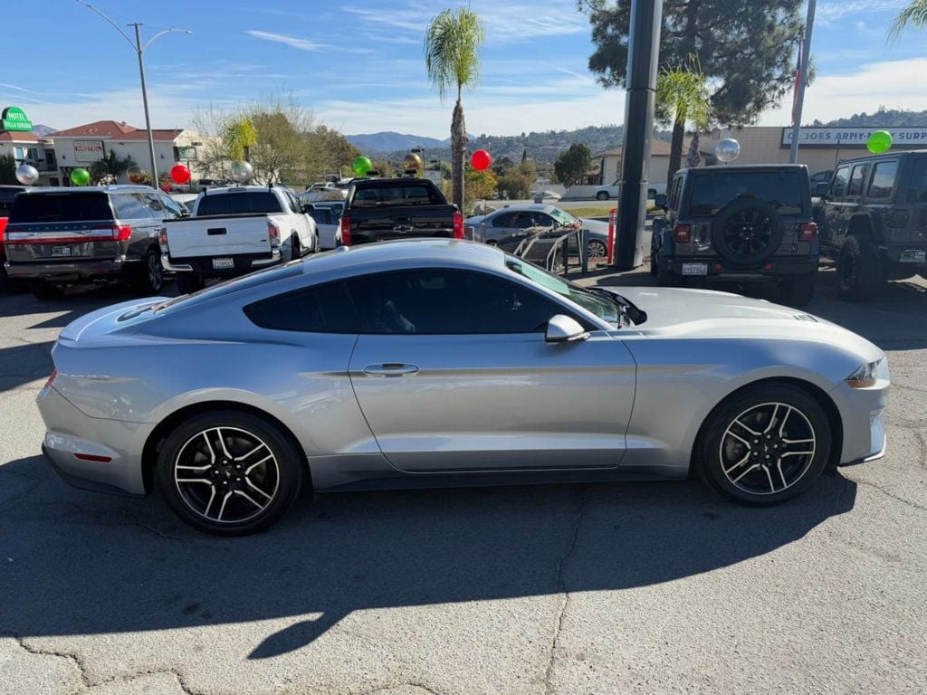 2020 Ford Mustang EcoBoost Premium Fastback - 22683715 - 9