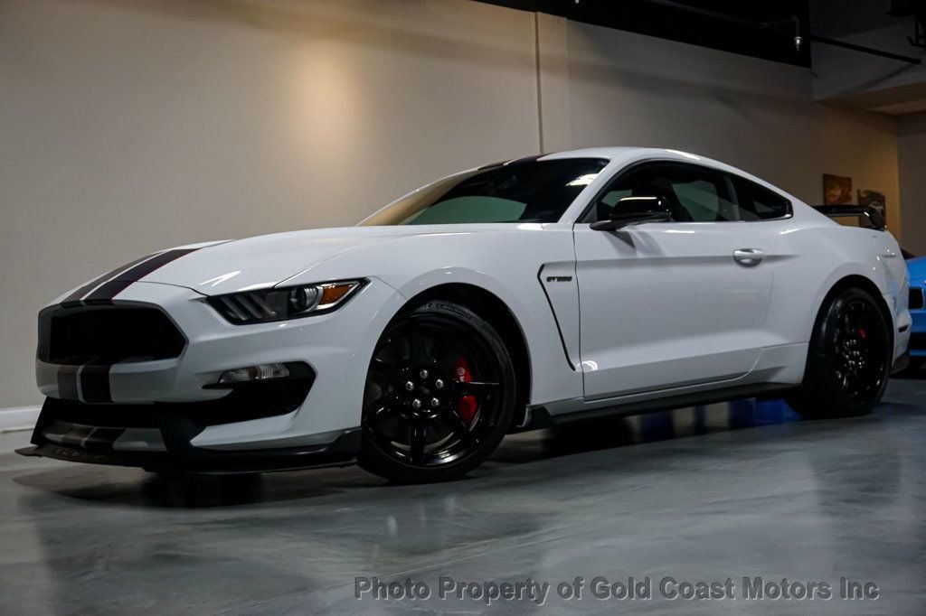 2020 Ford Mustang *GT350R* *6-Speed Manual* *R-Package 920A* *Tech Package* - 22353684 - 0
