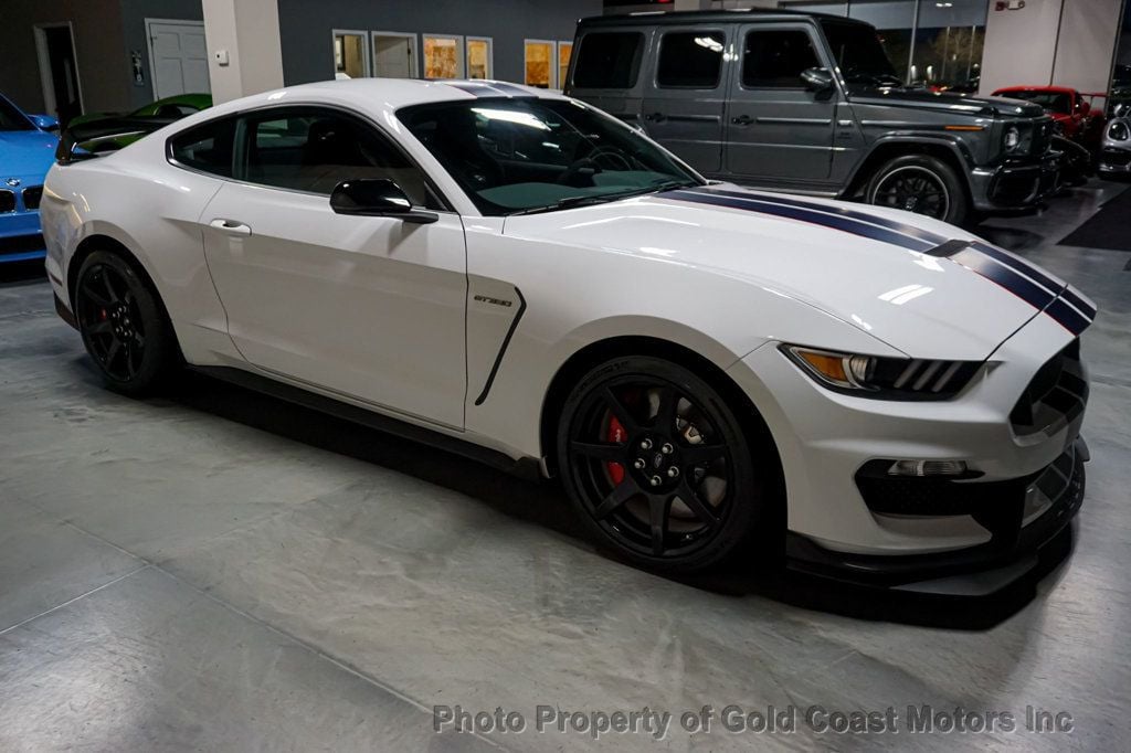 2020 Ford Mustang *GT350R* *6-Speed Manual* *R-Package 920A* *Tech Package* - 22353684 - 1
