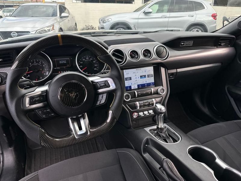 2020 Ford Mustang GT Premium photo 12