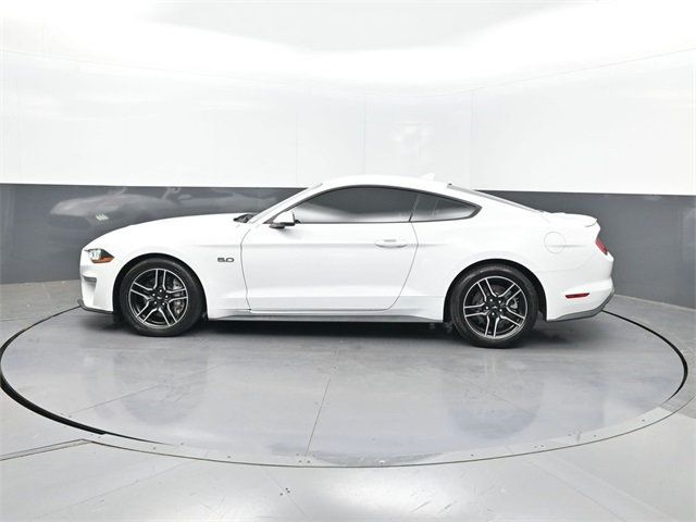 2020 Ford Mustang GT Premium photo 2