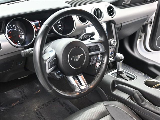 2020 Ford Mustang GT Premium photo 4