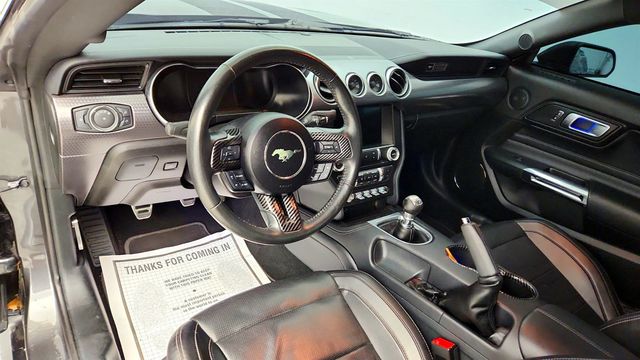 2020 Ford Mustang GT Premium Fastback w/ Perf Pkg Level 2 & Active Exhaust - 23037000 - 11