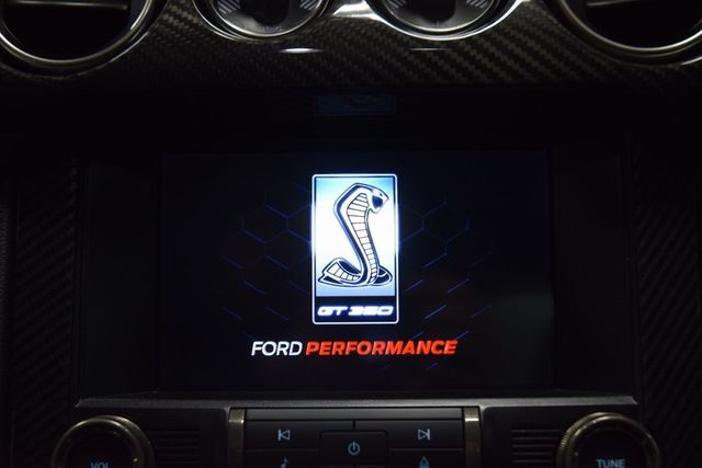 2020 Ford Mustang Shelby GT350 Fastback - 22981448 - 29