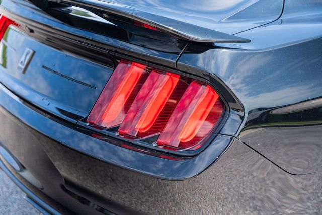 2020 Ford Mustang Shelby GT350 Fastback - 23005335 - 9