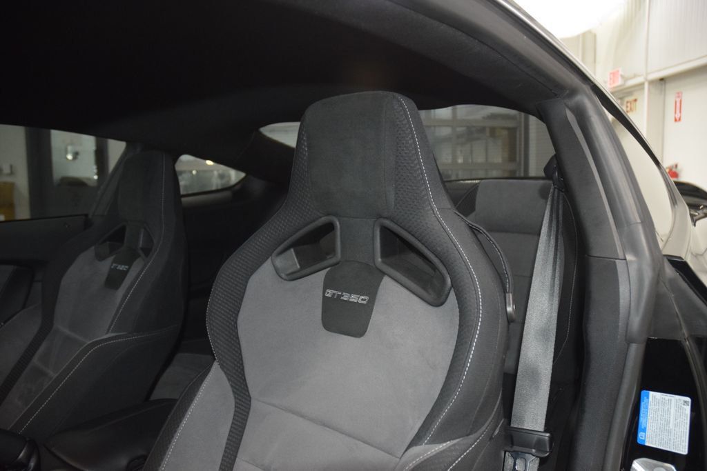 2020 Ford Mustang Shelby GT350 Fastback - 23005335 - 39