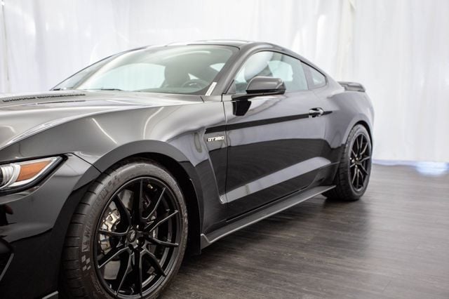 2020 Ford Mustang Shelby GT350 Fastback - 22932932 - 30