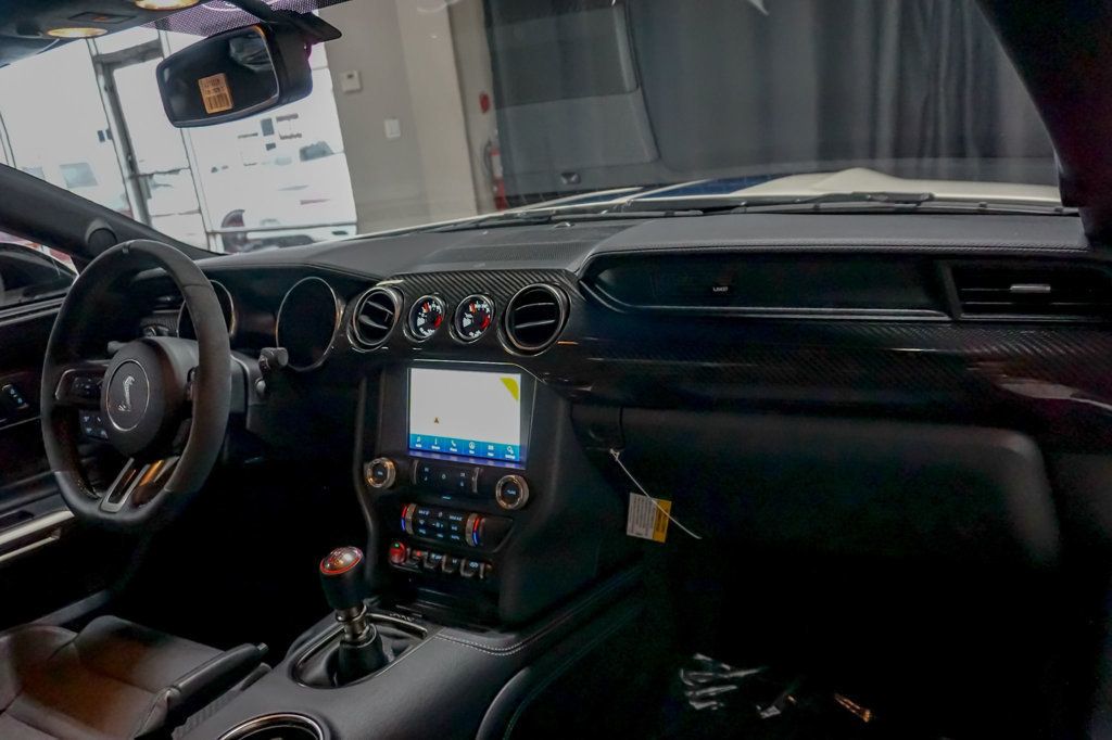 2020 FORD MUSTANG - Image 35