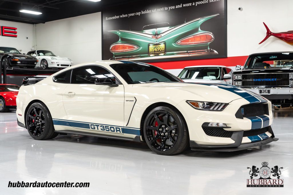 2020 Ford Mustang GT350R HE 1 of 3 With Painted Stripes Redesigned By Peter Brock - 22305899 - 0