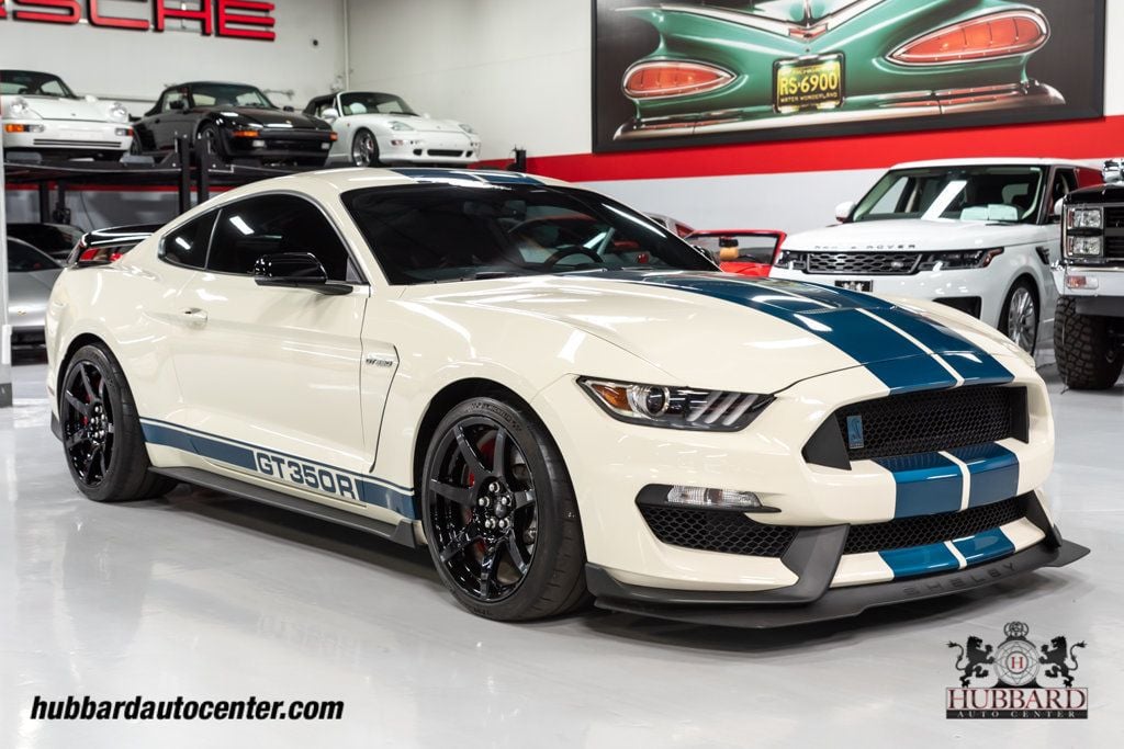 2020 Ford Mustang GT350R HE 1 of 3 With Painted Stripes Redesigned By Peter Brock - 22305899 - 9