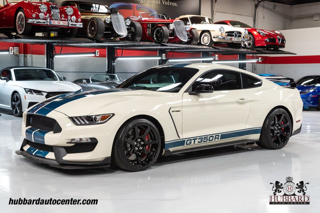 2020 Ford Mustang GT350R HE 1 of 3 With Painted Stripes Redesigned By Peter Brock - 22305899 - 3