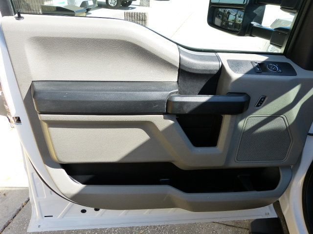 2020 Ford Super Duty F-250 SRW 6.2L V8 GAS*XL*2WD*REGULAR CAB*8FT. "KNAPHEIDE" SERVICE BODY! - 23018416 - 28