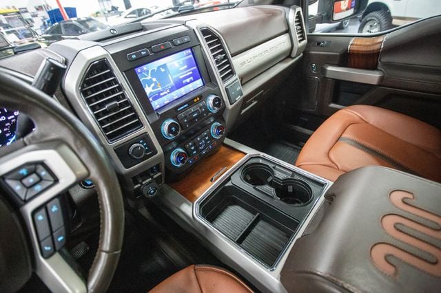 2020 Ford Super Duty F-250 SRW King Ranch 4WD Crew Cab 6.75' Box - 22958885 - 6