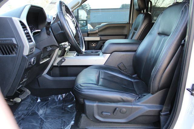 2020 Ford Super Duty F-250 SRW LARIAT 4WD Crew Cab 6.75' Box - 22981587 - 10