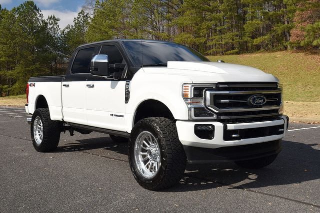 2020 Ford F-250 Super Duty Platinum photo 3