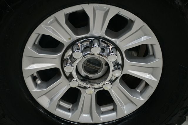 2020 Ford Super Duty F-250 SRW XLT 4WD Crew Cab 6.75' Box - 22960723 - 17