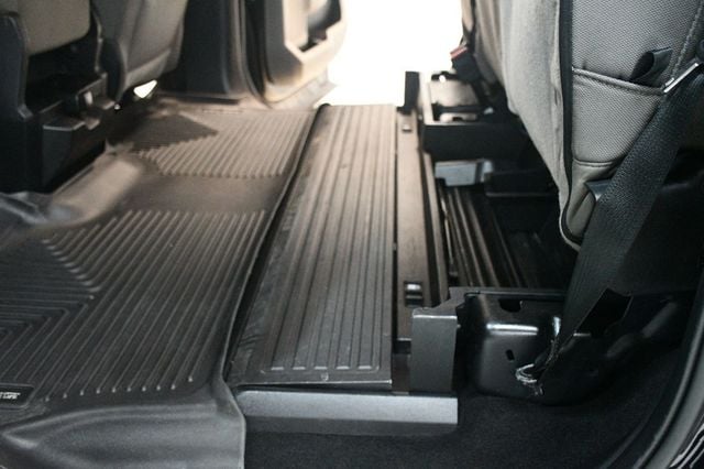 2020 Ford Super Duty F-250 SRW XLT 4WD Crew Cab 6.75' Box - 22960723 - 40