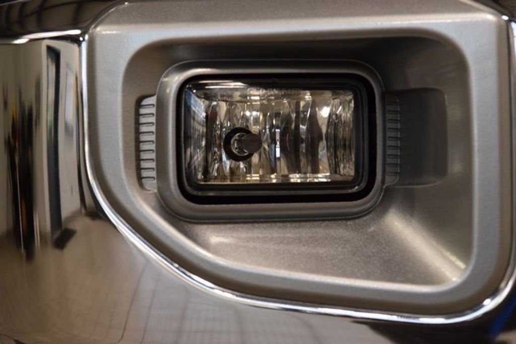 2020 Ford F-250 XLT FX4 photo 11