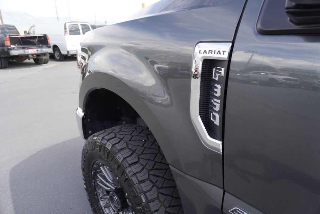 2020 Ford SUPER DUTY F-350 LARIAT FX4 - 23054466 - 17