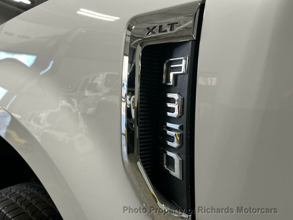 2020 Ford Super Duty F-350 DRW XLT 4WD Crew Cab 8' Box - 22942665 - 13