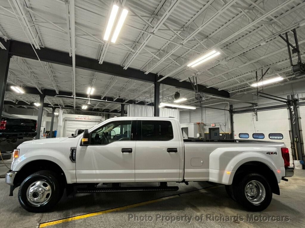 2020 Ford Super Duty F-350 DRW XLT 4WD Crew Cab 8' Box - 22942665 - 8
