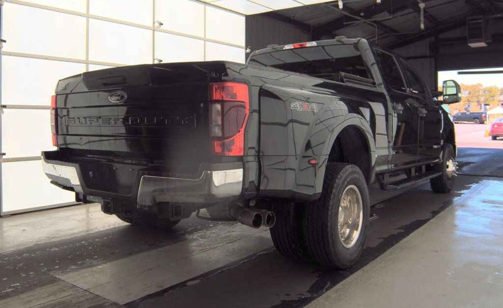 2020 Ford Super Duty F-350 DRW XLT 4WD Crew Cab 8' Box - 22936037 - 3