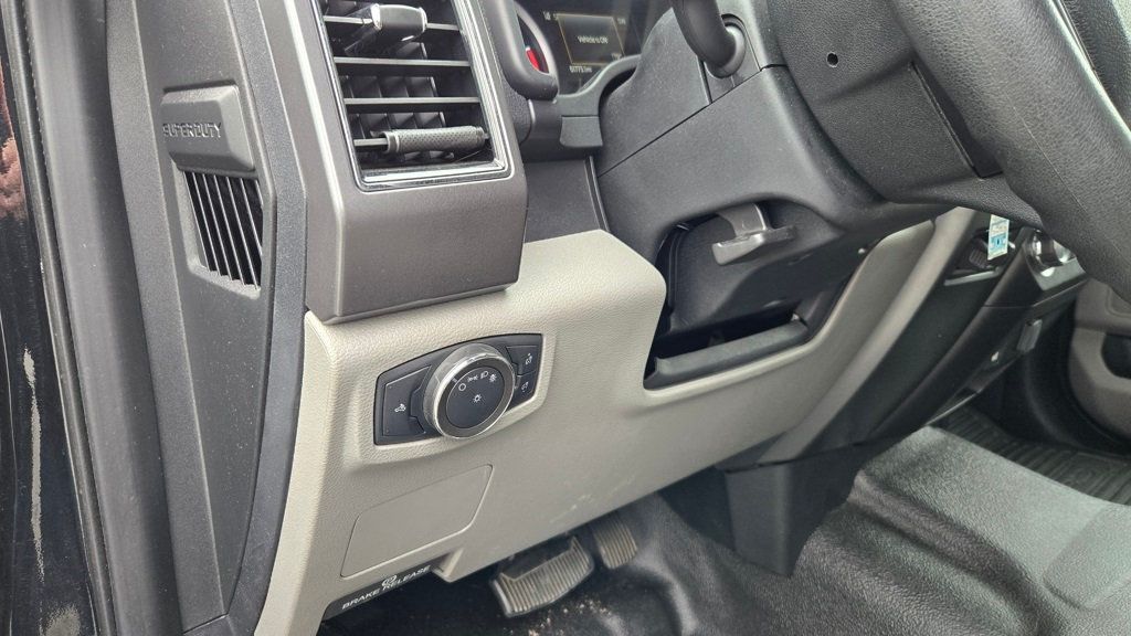 2020 Ford Super Duty F-350 DRW XLT DRW - 22936037 - 14