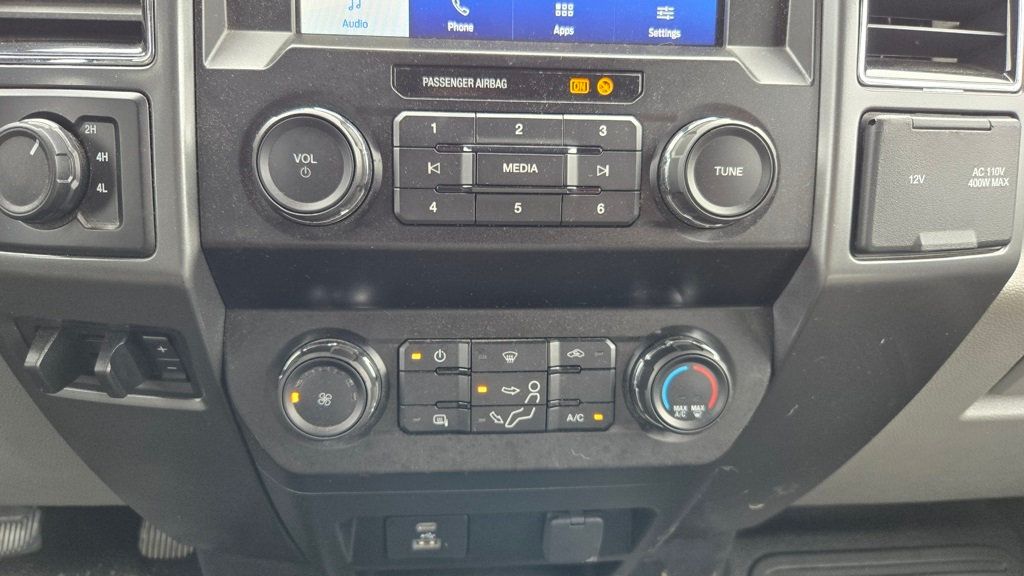 2020 Ford Super Duty F-350 DRW XLT DRW - 22936037 - 17